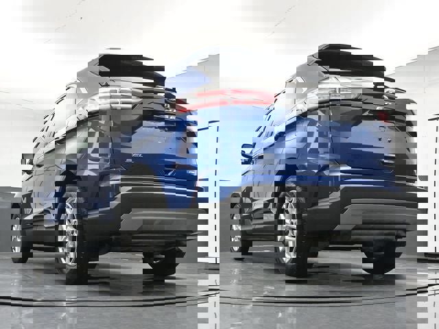 Certified 2024 Ford Edge SEL w/ Convenience Package AWD/4WD image 9