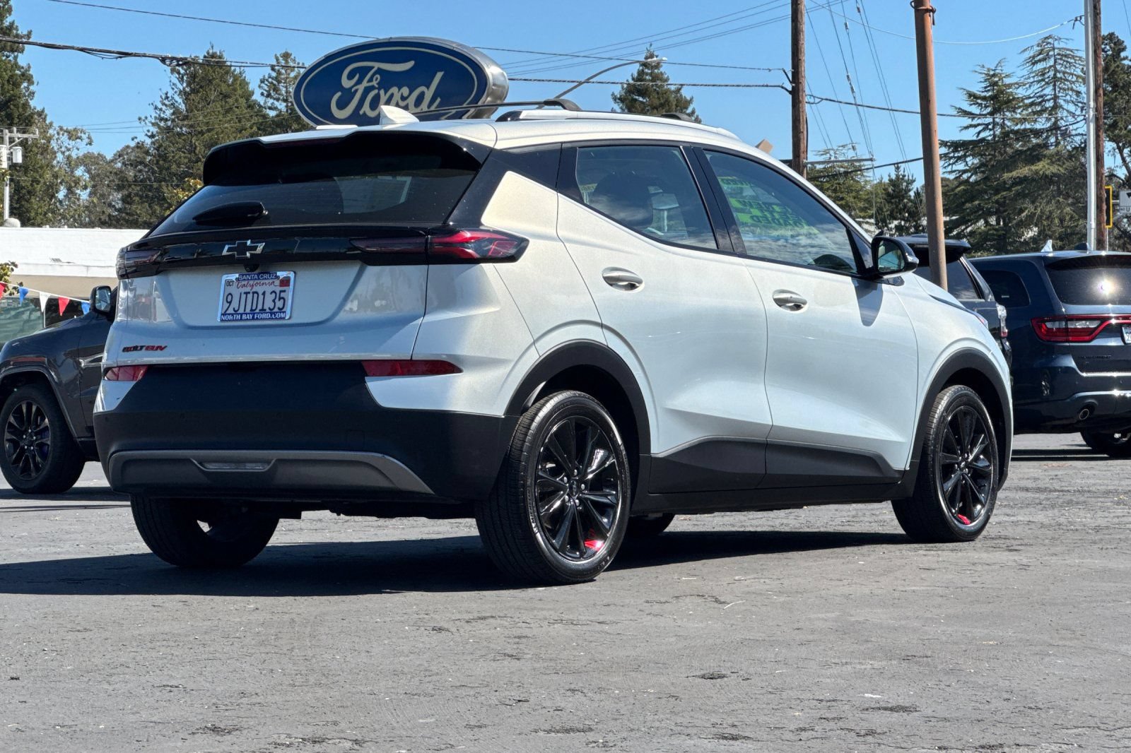 Used 2023 Chevrolet Bolt EUV LT w/ Convenience Package FWD image 27