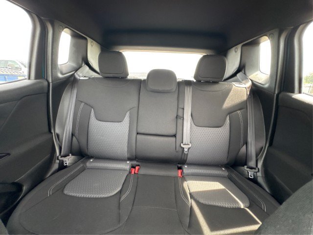 Used 2021 Jeep Renegade Latitude w/ Convenience Group AWD/4WD image 13