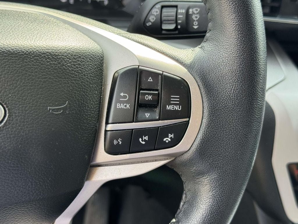 Certified 2023 Ford Explorer XLT w/ Equipment Group 202A RWD image 13