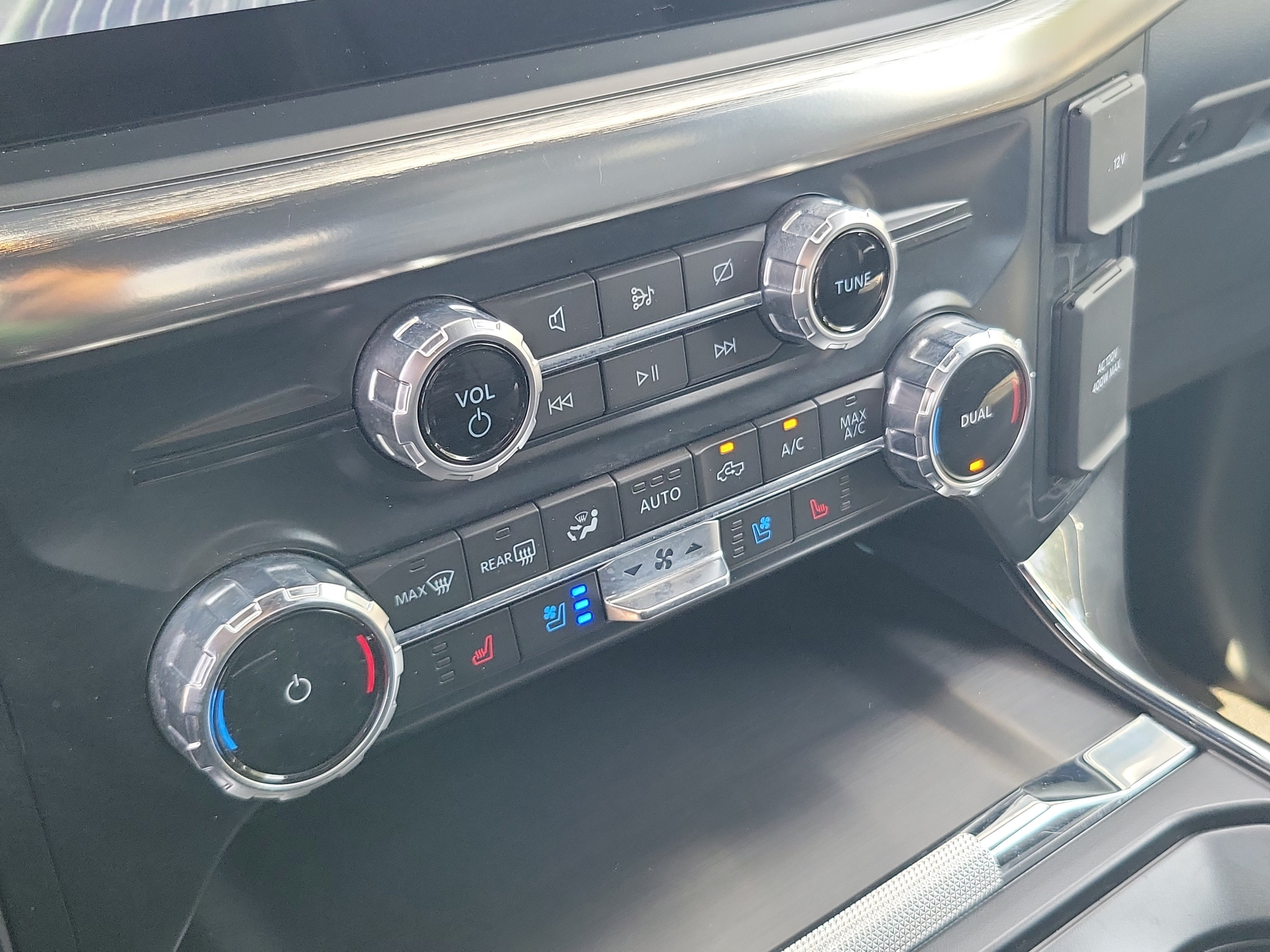 Certified 2023 Ford F150 Lariat AWD/4WD image 24
