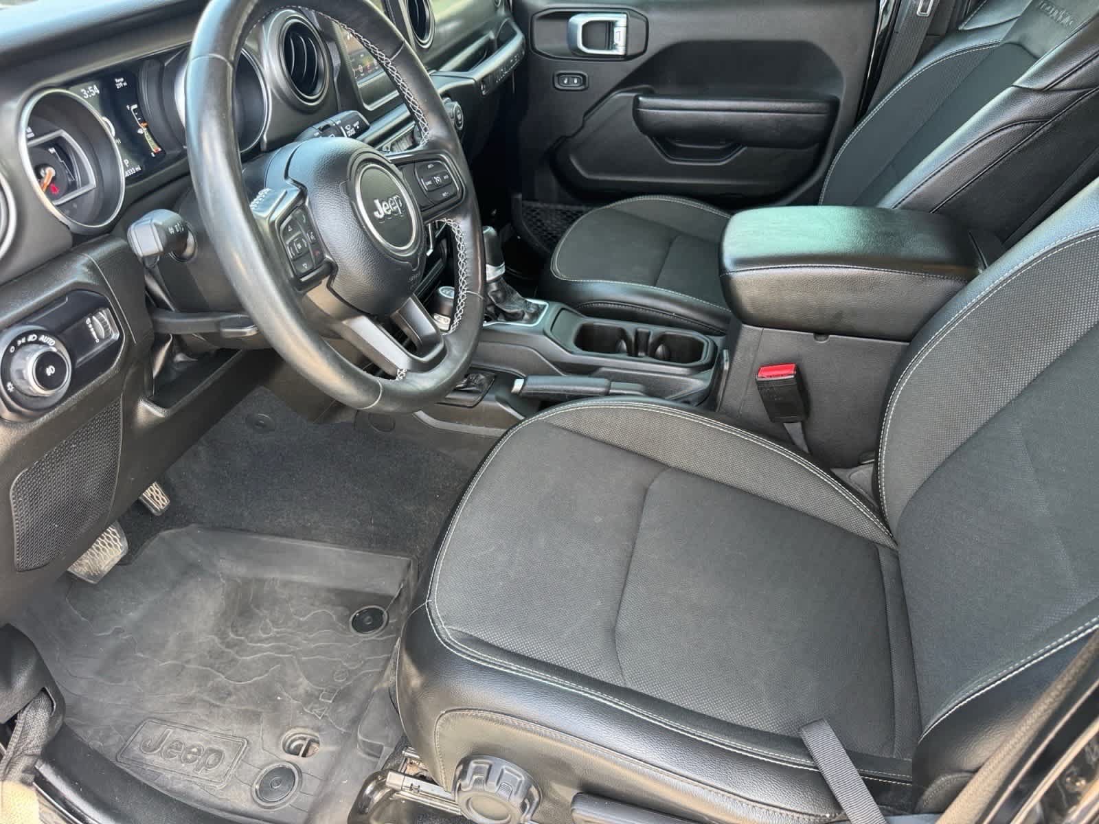 Used 2023 Jeep Wrangler Unlimited Sport AWD/4WD image 10