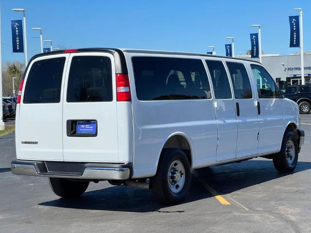 Used 2025 Chevrolet Express 3500 LT w/ LT Preferred Equipment Group RWD image 9