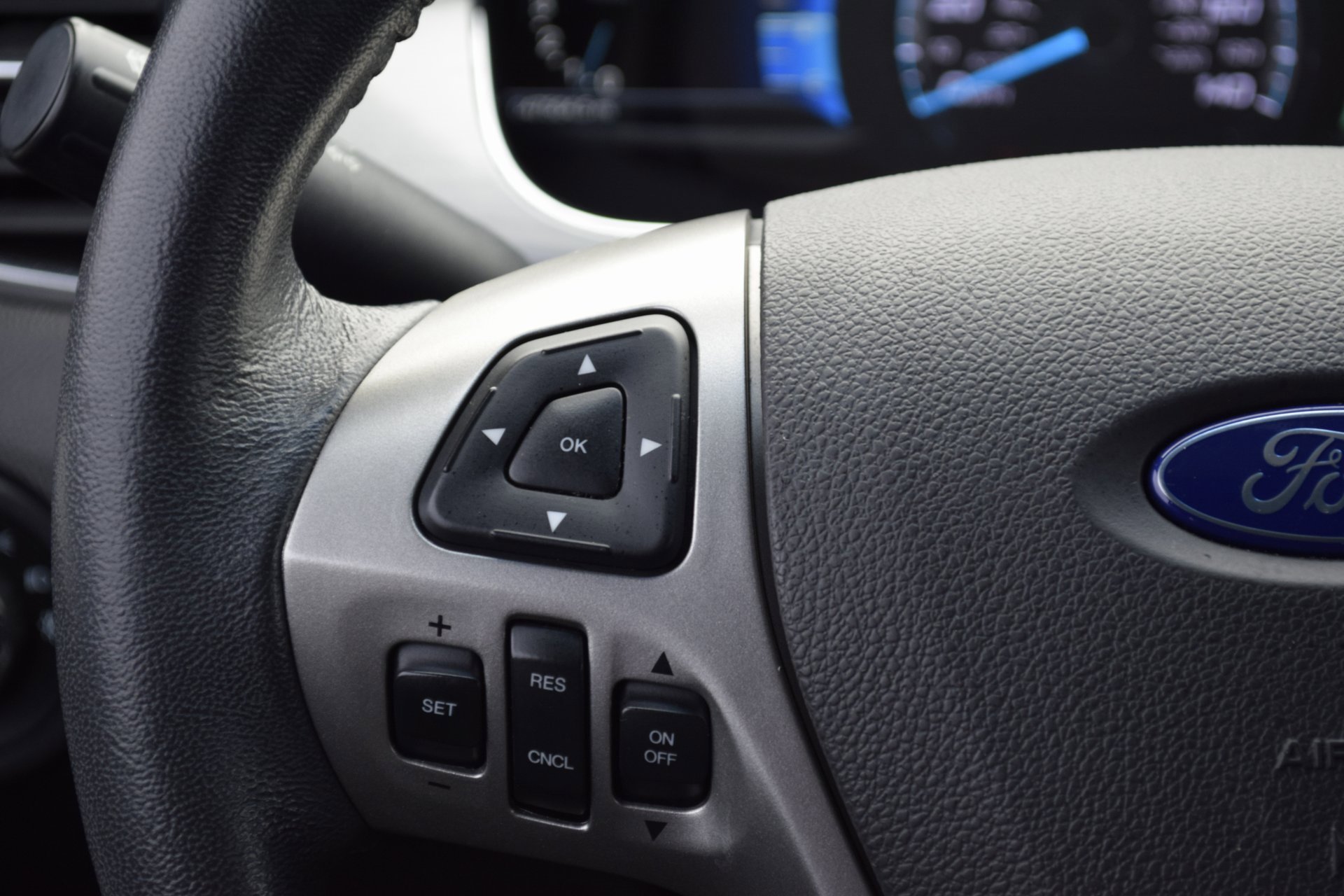 Certified 2018 Ford Taurus SEL w/ Equipment Group 201A image 12