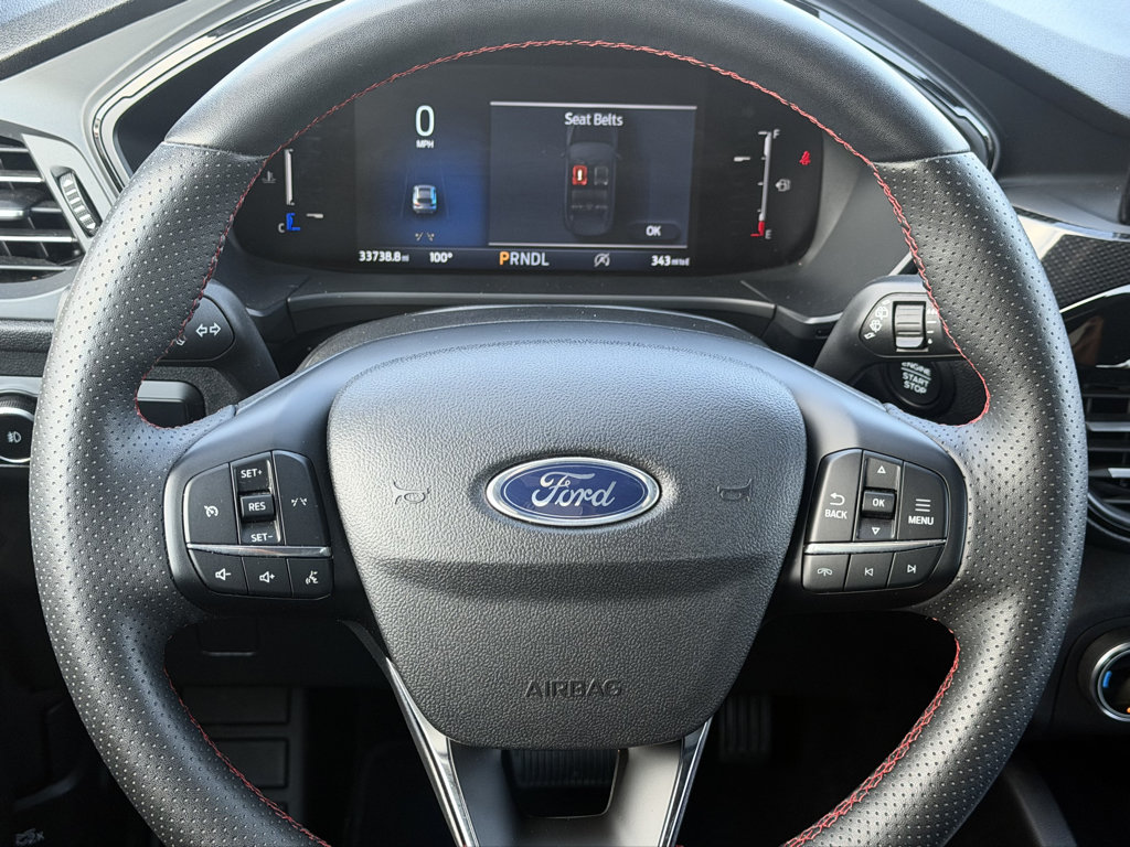 Certified 2025 Ford Escape ST-Line Select AWD/4WD image 19