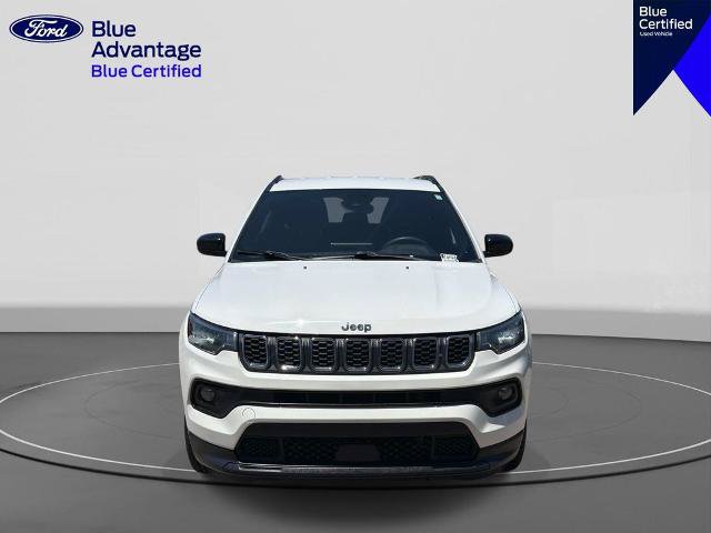 Used 2024 Jeep Compass Latitude AWD/4WD image 3