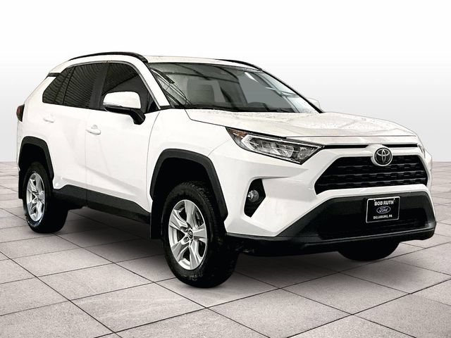 Used 2020 Toyota RAV4 XLE w/ Convenience Package AWD/4WD image 2