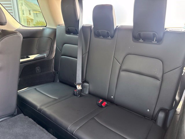 Used 2025 Nissan Pathfinder SL AWD/4WD image 41