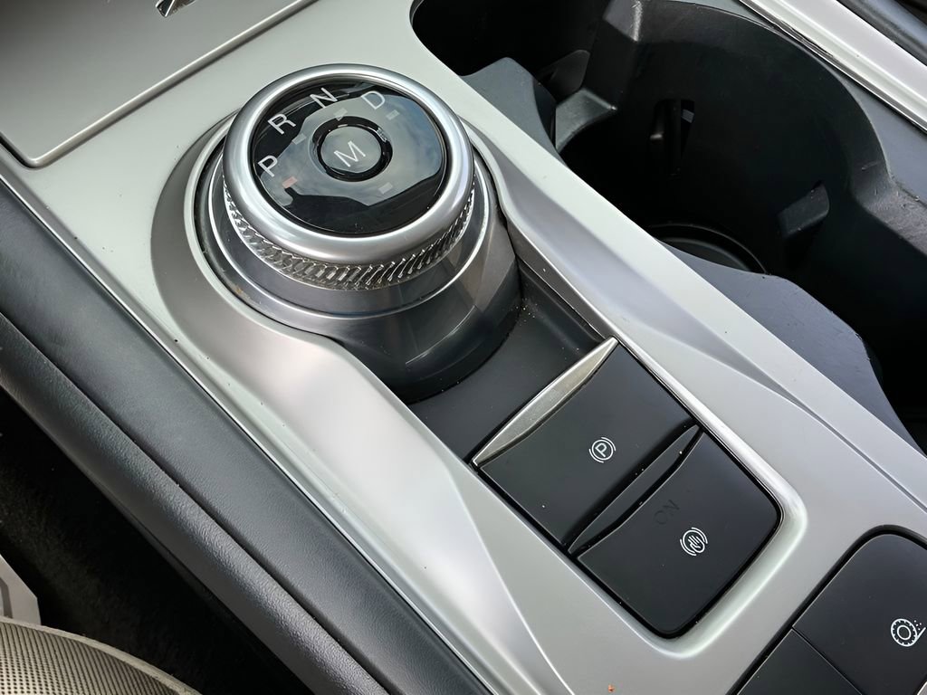 Certified 2020 Ford Explorer XLT image 33