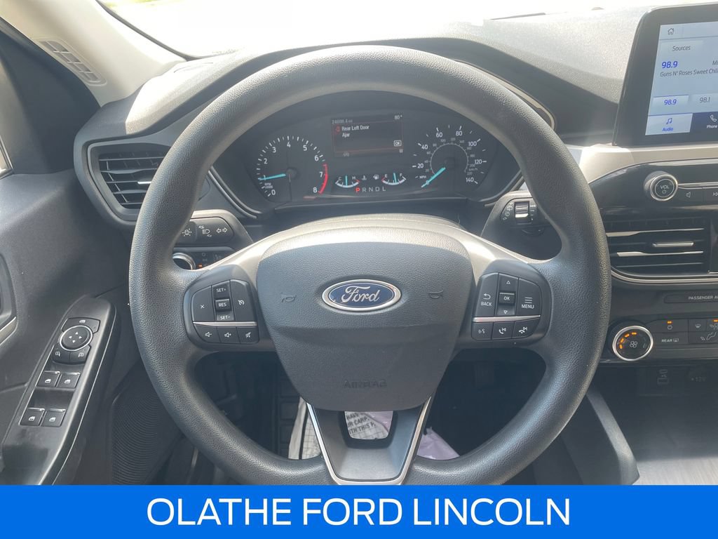 Certified 2022 Ford Escape SE FWD image 17