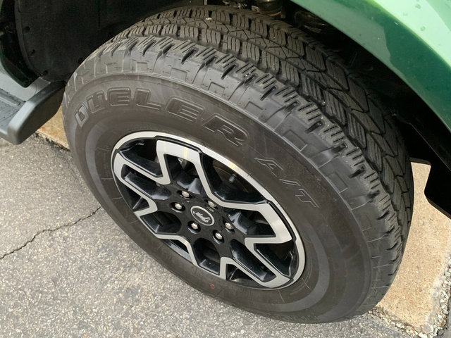 Certified 2025 Ford Bronco Outer Banks AWD/4WD image 9