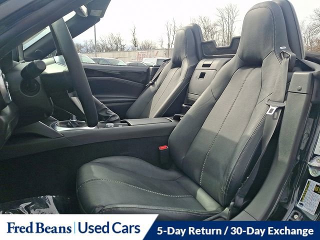 Used 2022 MAZDA MX-5 Miata Grand Touring w/ Weather Package image 21