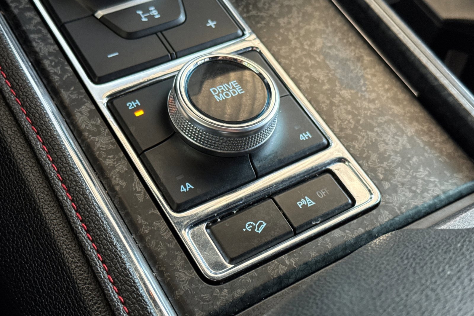 Certified 2022 Ford Expedition Limited image 33