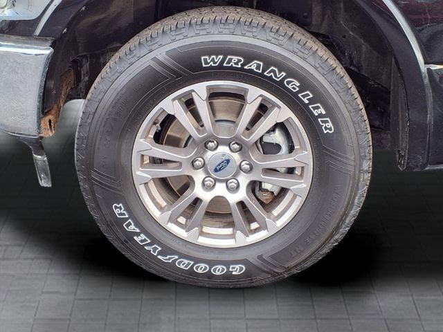 Certified 2018 Ford F150 Lariat w/ Trailer Tow Package image 8