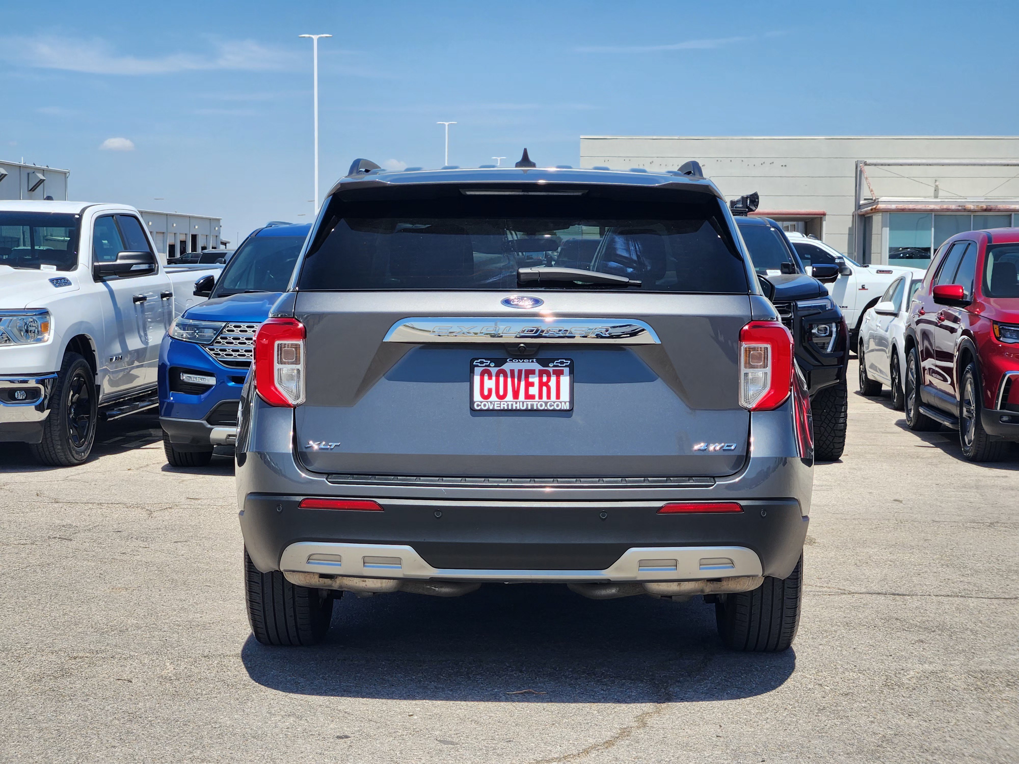 Certified 2023 Ford Explorer XLT w/ Equipment Group 202A AWD/4WD image 6