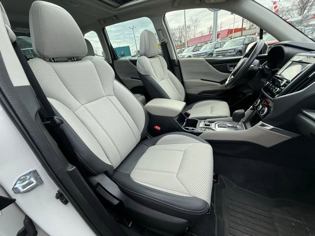 Used 2024 Subaru Forester Premium AWD/4WD image 16