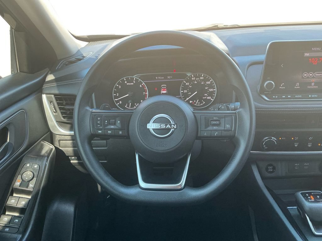 Used 2024 Nissan Rogue S FWD image 18