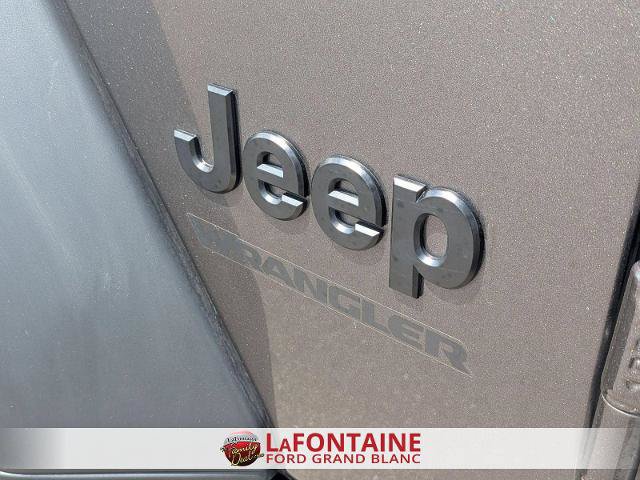 Used 2021 Jeep Wrangler Sport AWD/4WD image 9