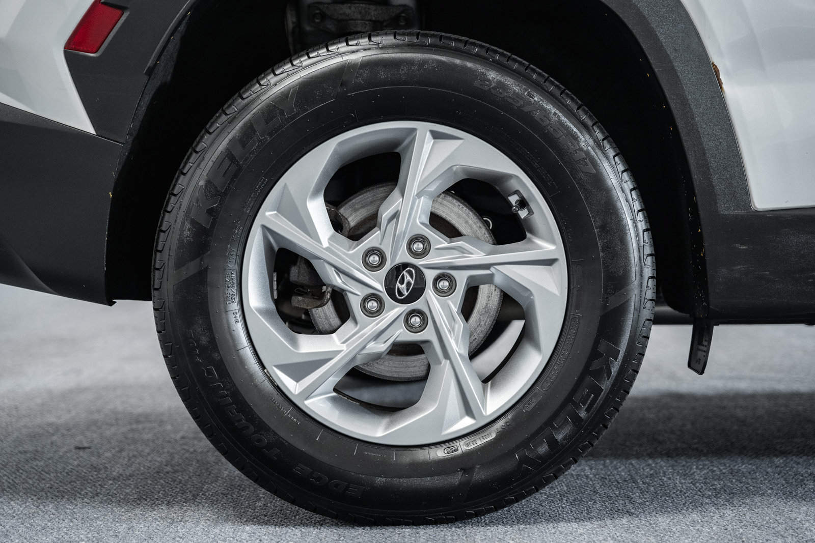 Used 2022 Hyundai Tucson SE AWD/4WD image 15