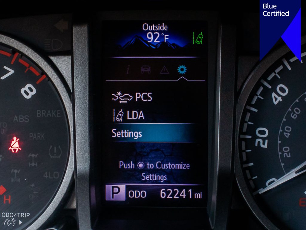 Used 2021 Toyota Tacoma TRD Off-Road w/ Technology Package AWD/4WD image 19