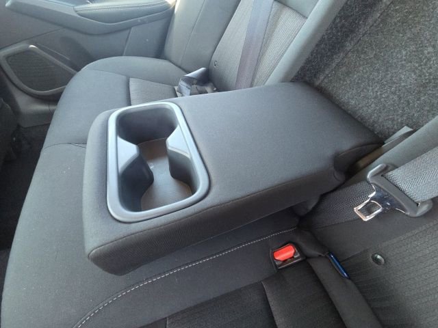 Used 2025 Nissan Altima 2.5 SV FWD image 15