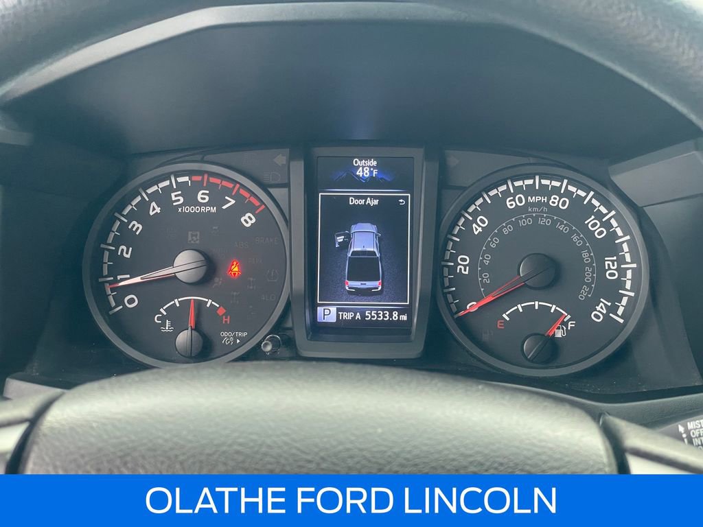 Used 2022 Toyota Tacoma SR image 15