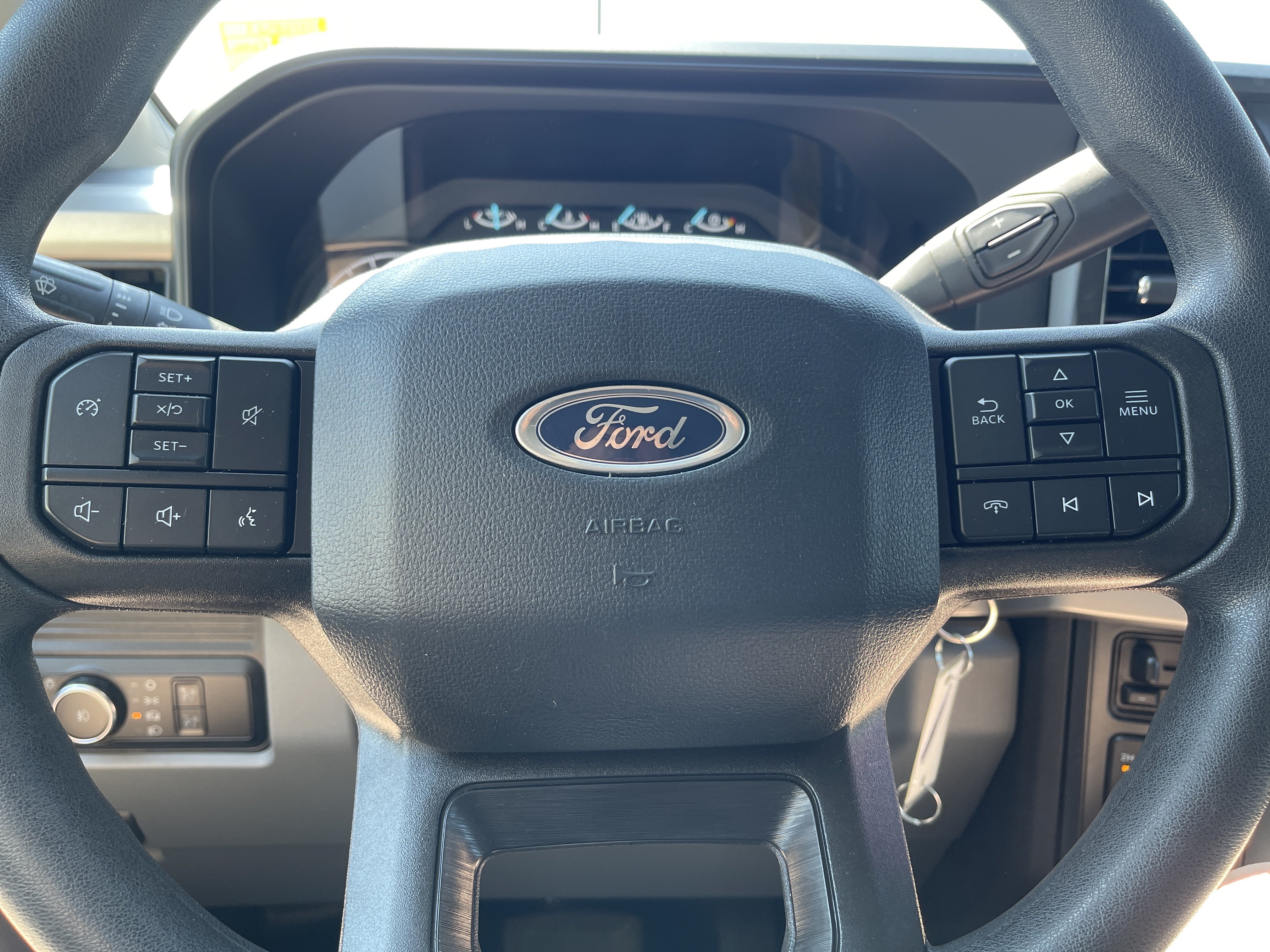 Certified 2024 Ford F250 XLT AWD/4WD image 15