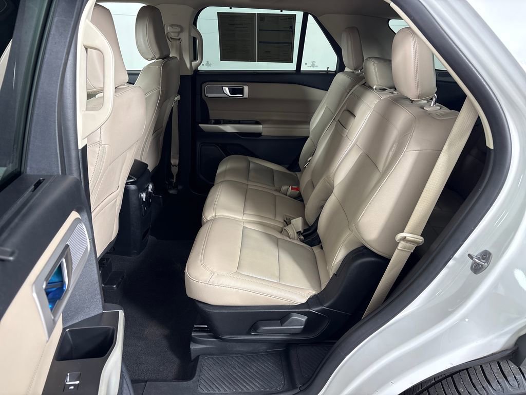 Certified 2021 Ford Explorer Limited w/ Equipment Group 301A image 31