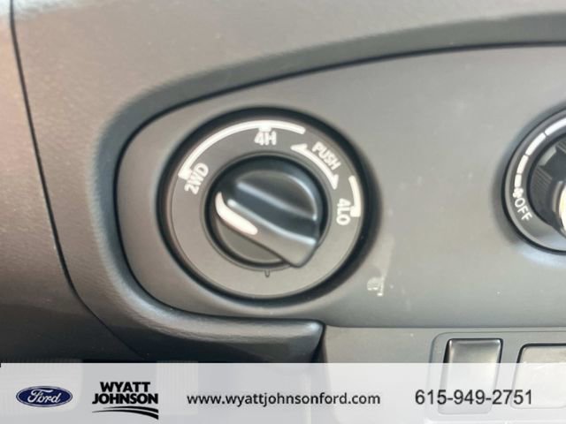 Used 2023 Nissan Frontier SV AWD/4WD image 35