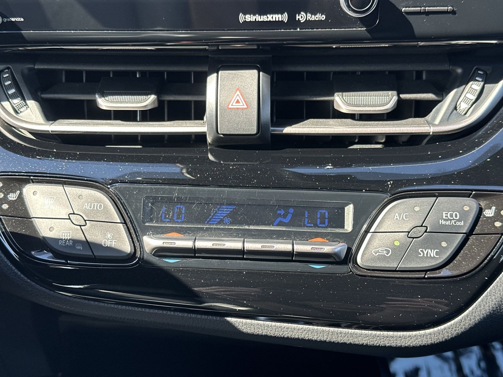 Used 2019 Toyota C-HR Limited FWD image 22
