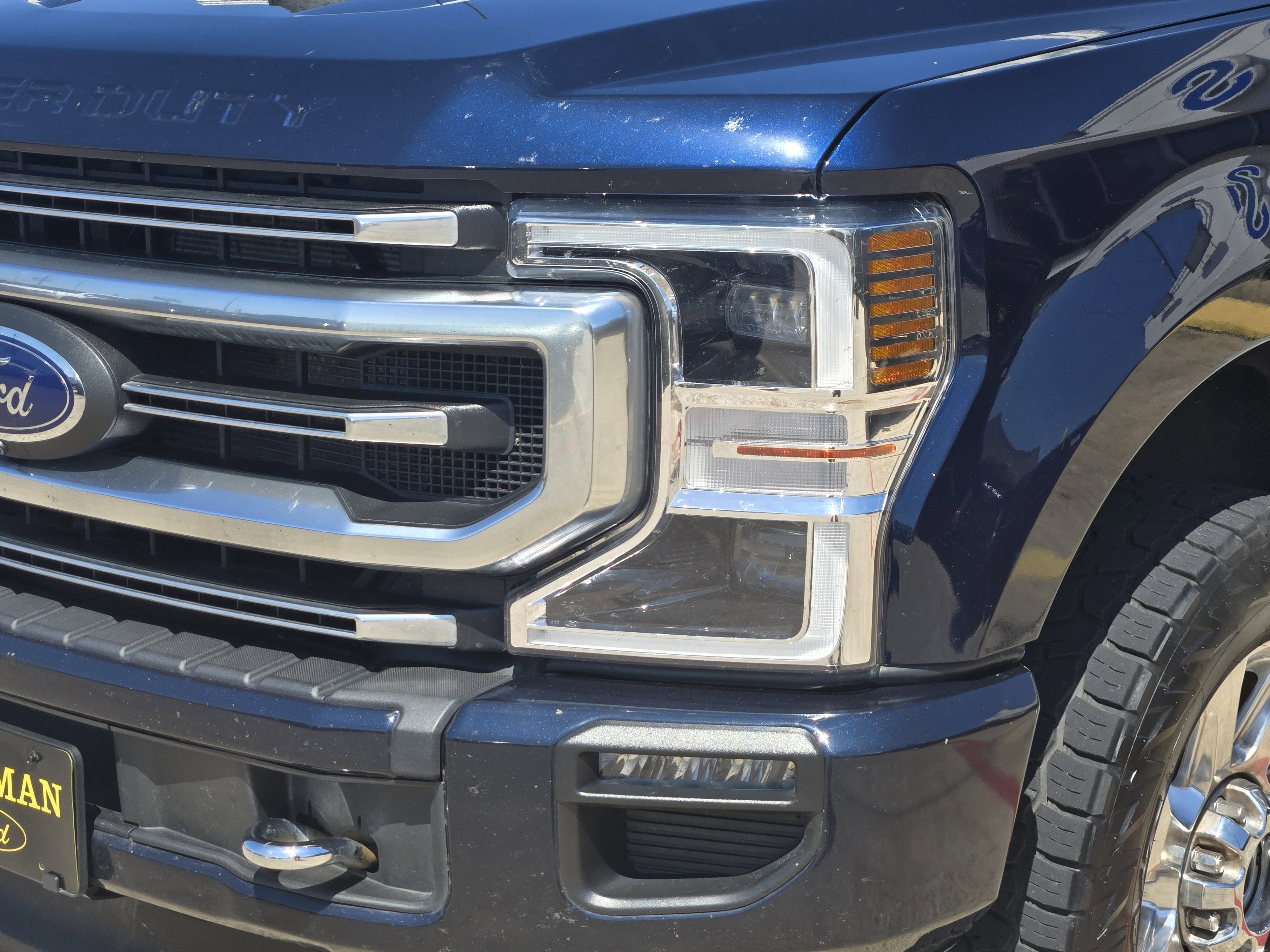 Certified 2022 Ford F250 Platinum w/ FX4 Off-Road Package AWD/4WD image 6