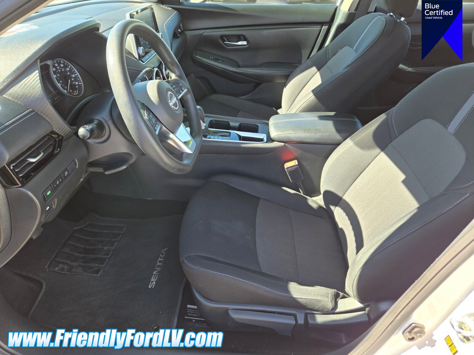 Used 2024 Nissan Sentra SV FWD image 9