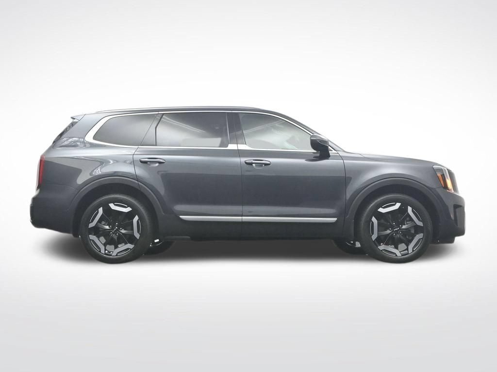 Used 2024 Kia Telluride S w/ S Sunroof Package FWD image 42