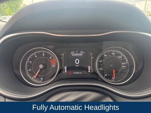 Used 2021 Jeep Cherokee Latitude FWD image 16