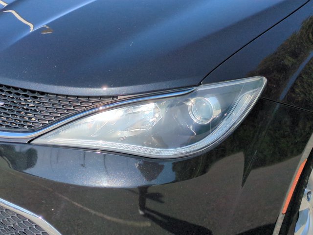Used 2019 Chrysler Pacifica Touring-L FWD image 10
