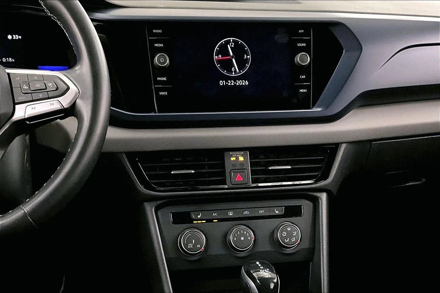 Used 2022 Volkswagen Taos SE image 6