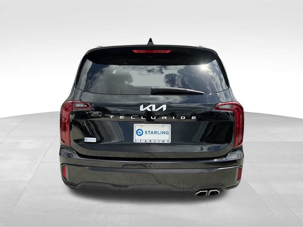 Used 2024 Kia Telluride S w/ S Sunroof Package FWD image 4