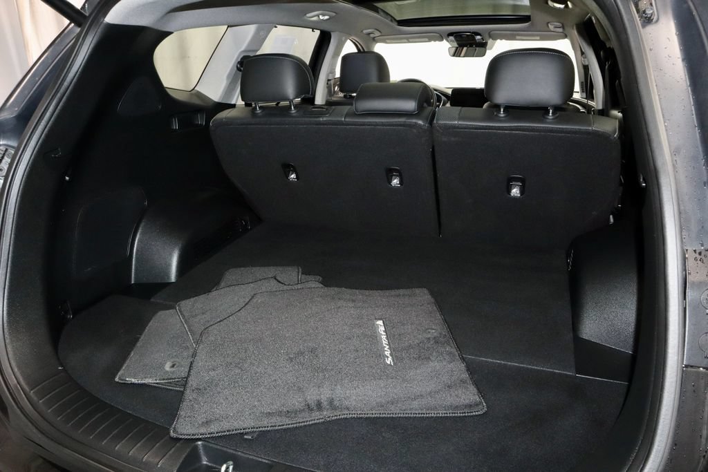 Used 2023 Hyundai Santa Fe Limited AWD/4WD image 15