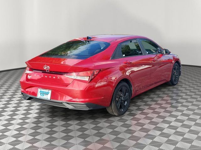 Used 2021 Hyundai Elantra SEL FWD image 5