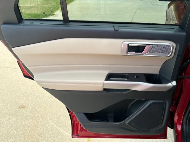 Certified 2023 Ford Explorer Limited AWD/4WD image 21