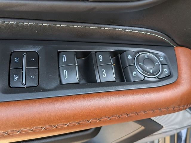 Used 2023 GMC Yukon XL Denali Ultimate w/ LPO, Floor Liner Package AWD/4WD image 16