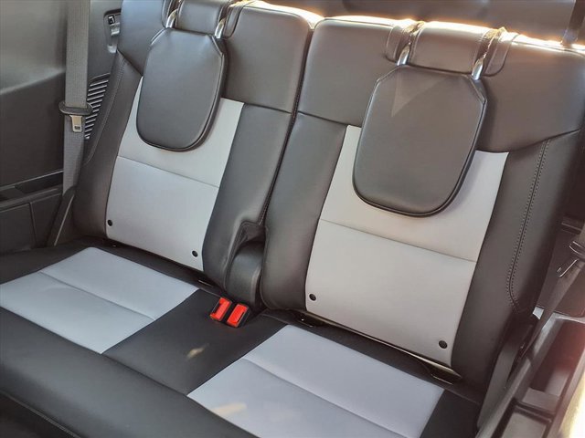 Certified 2023 Ford Explorer XLT w/ Equipment Group 202A image 9