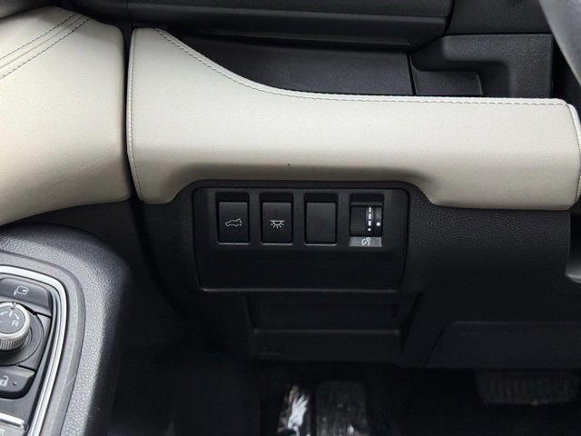 Used 2024 Subaru Ascent Limited w/ Technology Package image 39