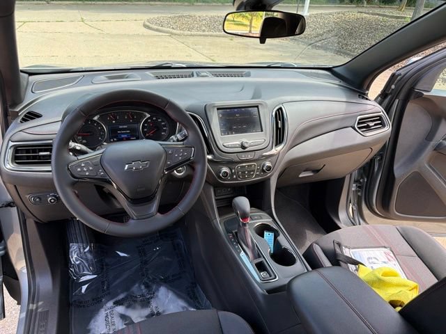 Used 2024 Chevrolet Equinox RS FWD image 19