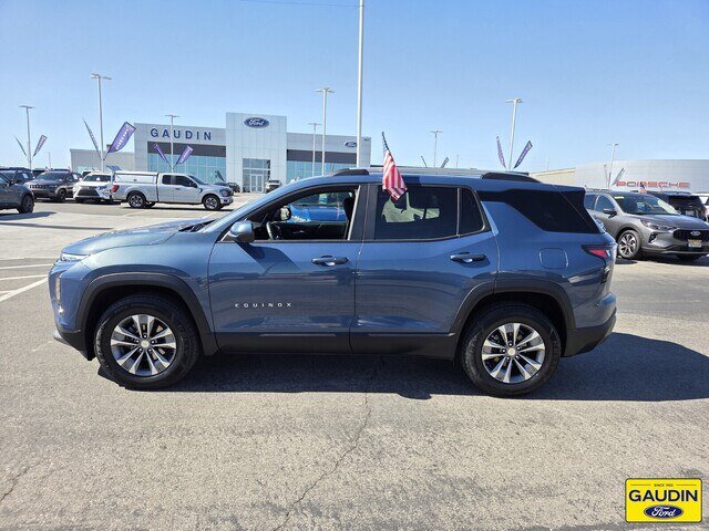 Used 2025 Chevrolet Equinox LT w/ Convenience Package II AWD/4WD image 4