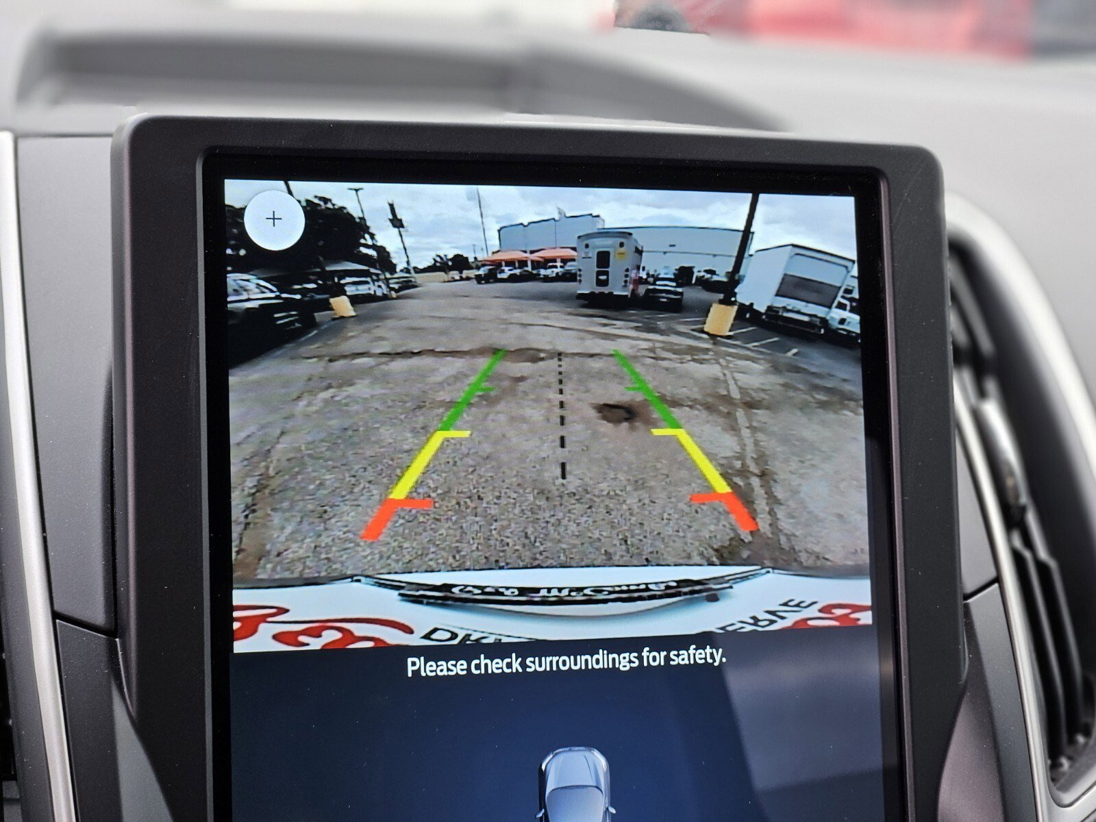 Certified 2024 Ford Edge SE w/ Black Appearance Package image 22