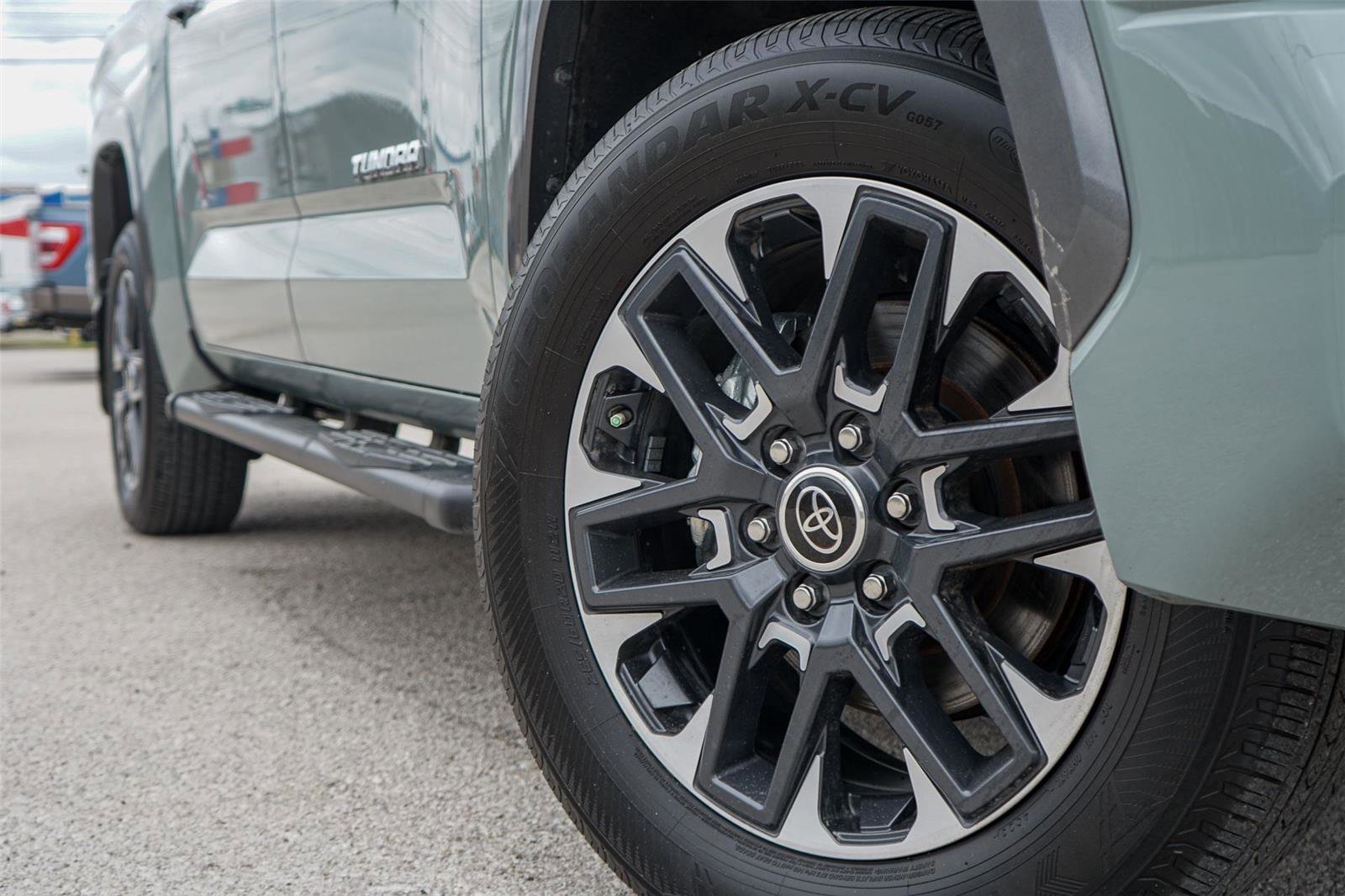 Used 2024 Toyota Tundra Limited image 7