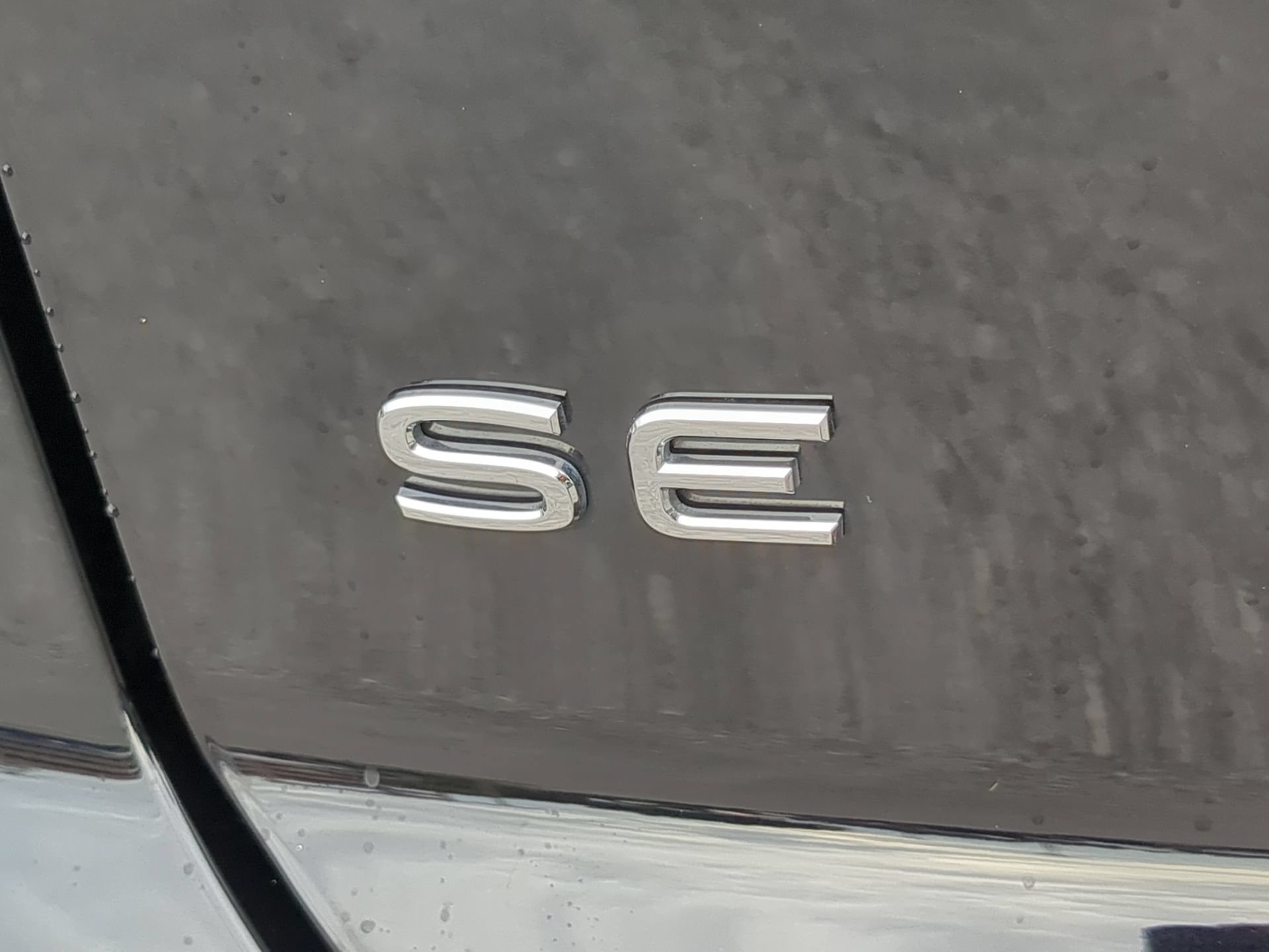 Used 2026 Volkswagen Atlas Cross Sport SE FWD image 48