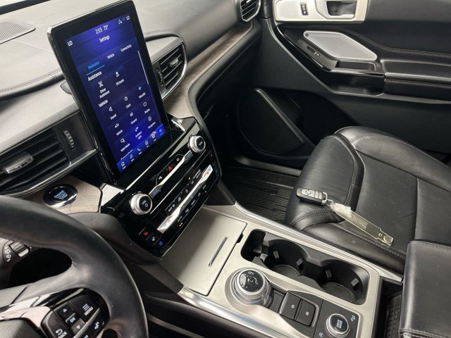Certified 2023 Ford Explorer Platinum w/ Technology Package AWD/4WD image 21