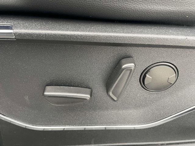 Certified 2023 Ford F150 Lariat w/ Trailer Tow Package image 19